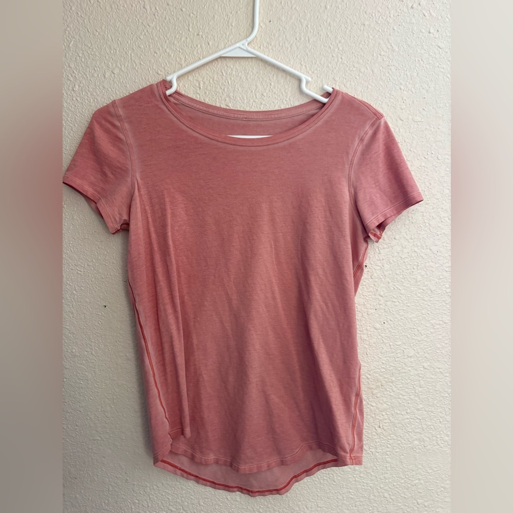 Lululemon T shirt